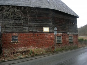 #49 Hünstetten-Wallbach, Kirchplatz 2